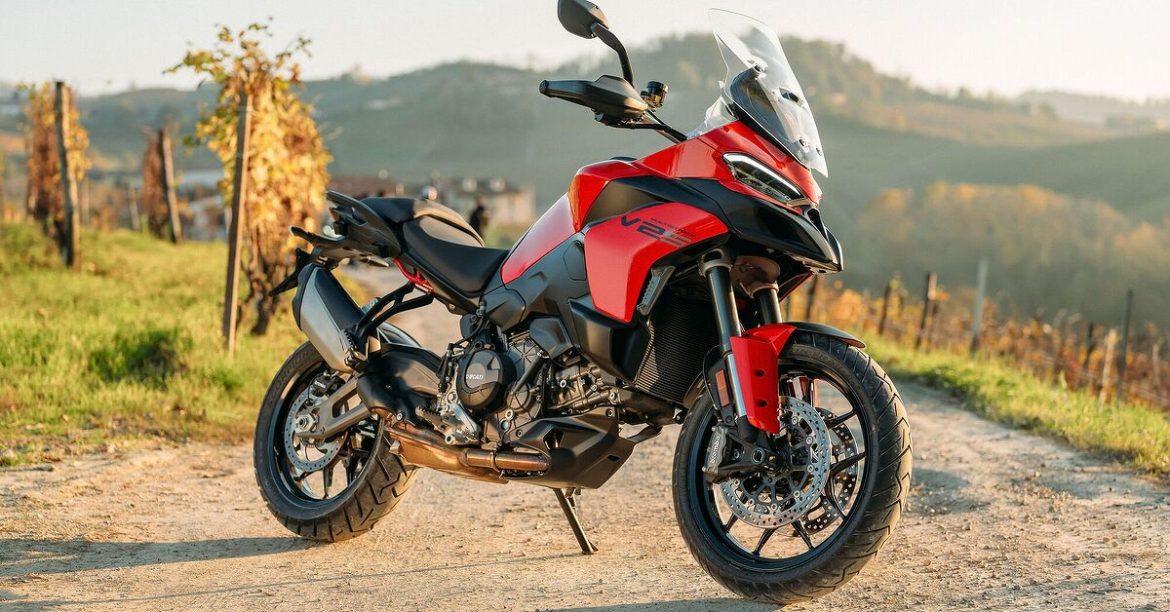 Ce que vous ne savez pas sur la Ducati Multistrada V2 pourrait changer votre façon de conduire 🏍️✨