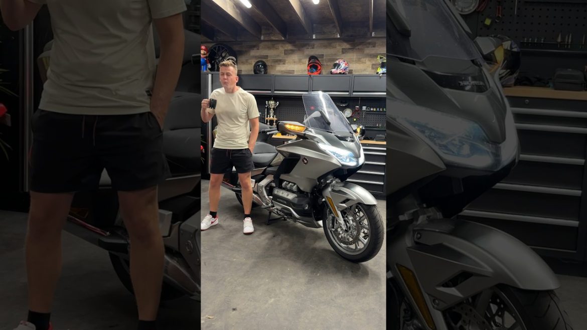 Les secrets révélés de la honda gold wing gl1800 2024 : options, performances et confort à découvrir