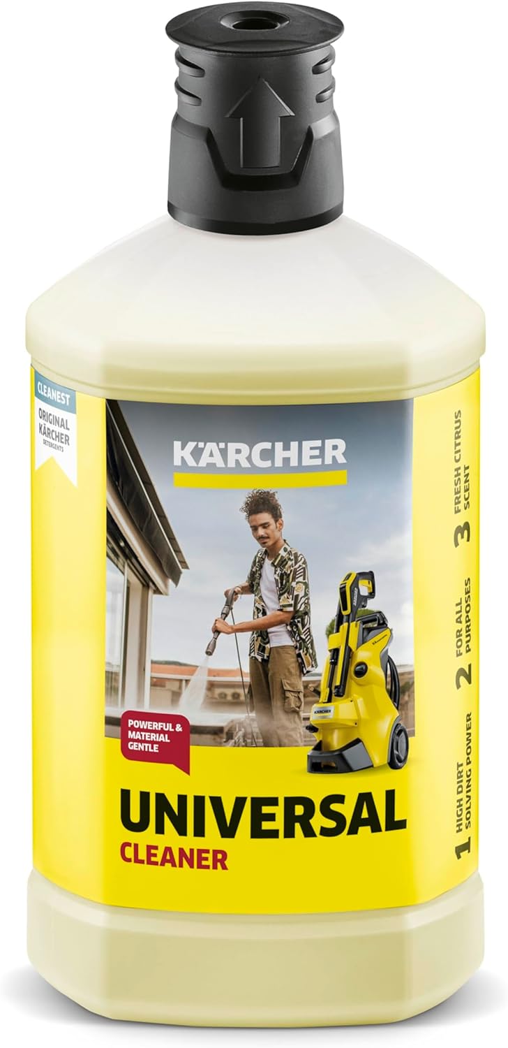 L&rsquo;importance de bien laver sa moto au karcher : conseils pour préserver la peinture et les pièces 🏍️✨